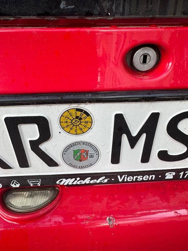 Gebraucht Toyota Aygo 68 PS (50 kW) 2010 Rot Kleinwagen