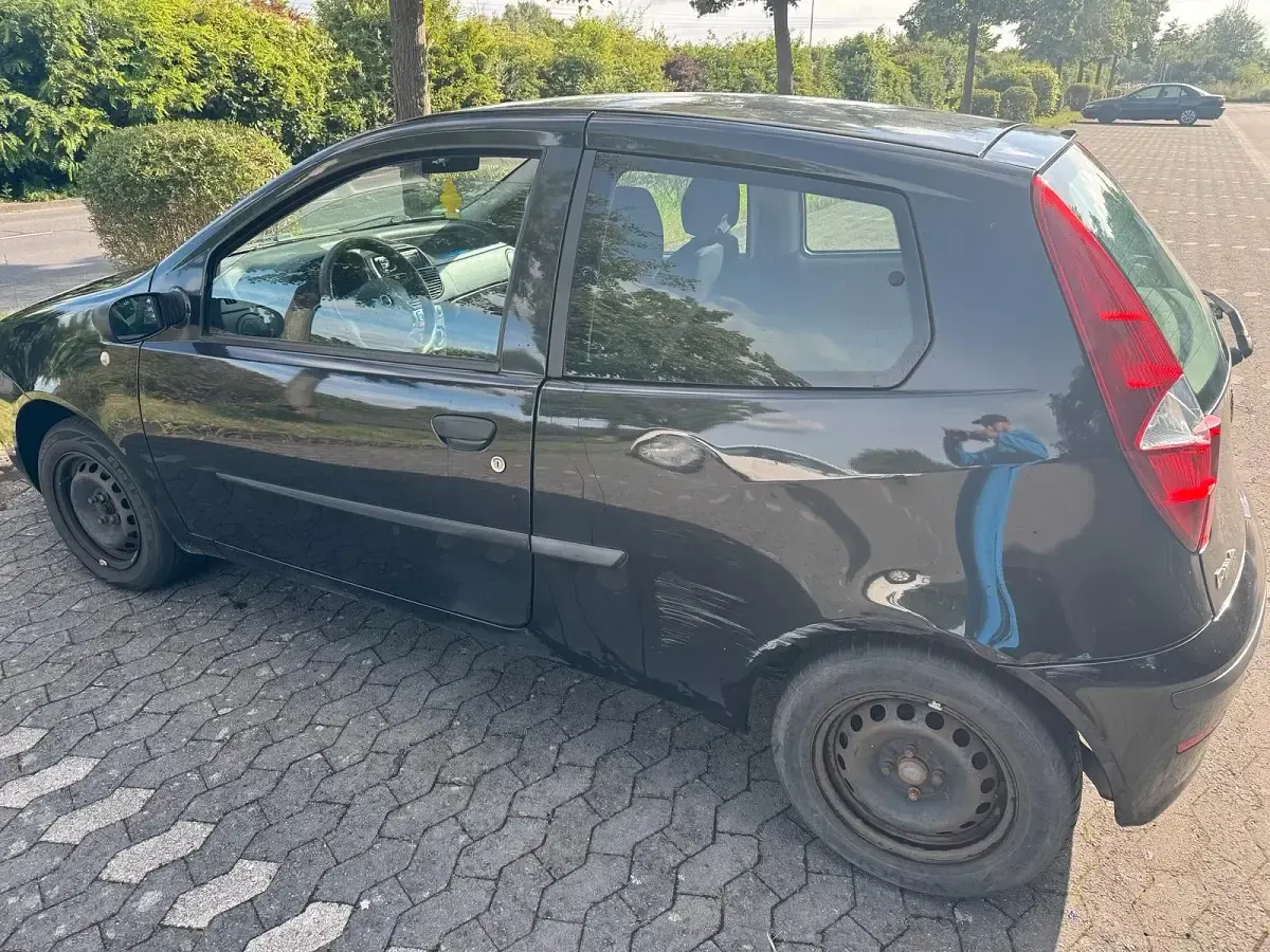 Gebraucht Fiat Punto 60 PS (44 kW) 2003 Schwarz Kleinwagen