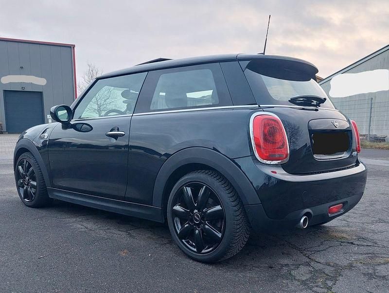 Gebraucht Mini Cooper 136 PS (100 kW) 2020 Schwarz Kleinwagen