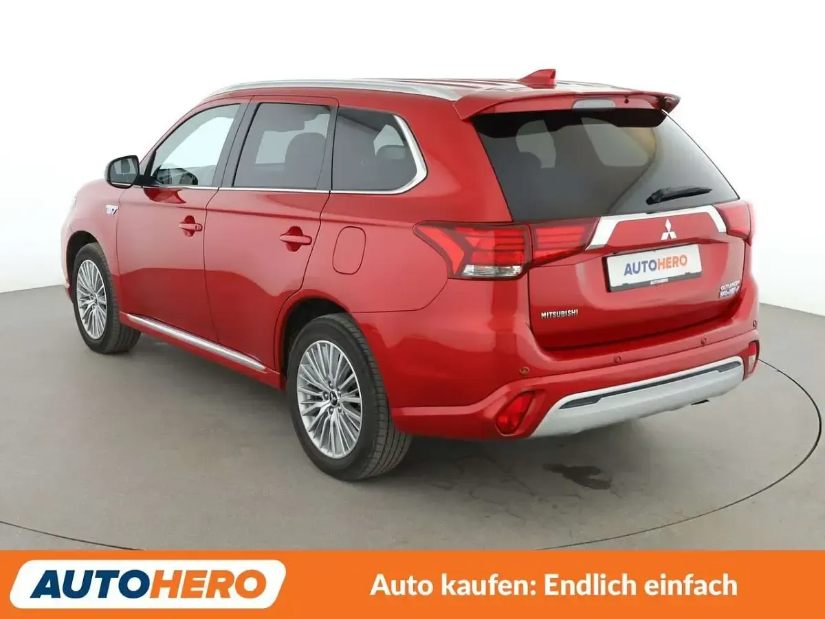 Gebraucht Mitsubishi Outlander P-HEV Top 224 PS (164 kW) 2019 Rot SUV