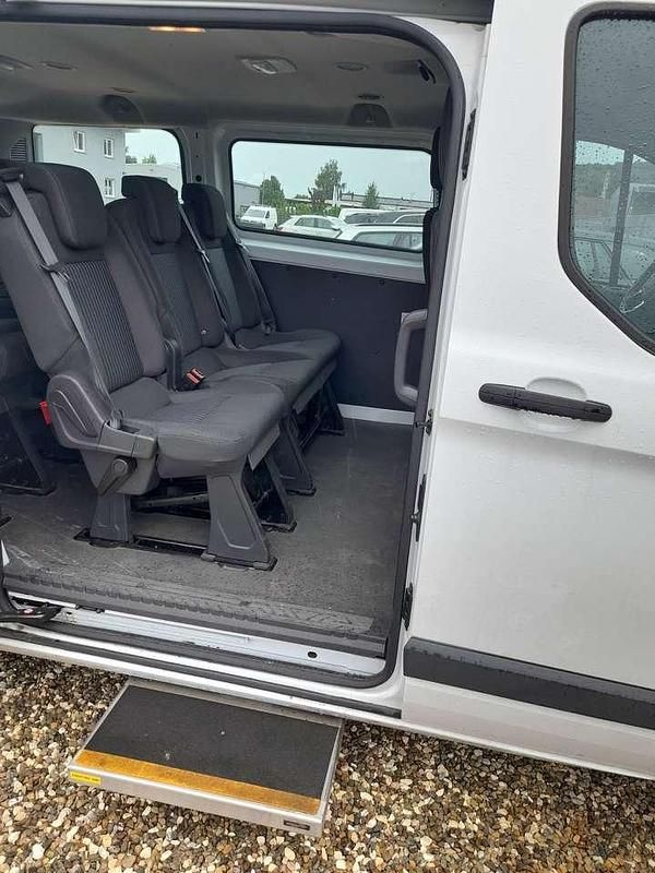 Gebraucht Ford Transit Custom Trend 105 PS (77 kW) 2017 Frozen white Kombi