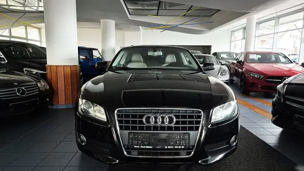 Gebraucht Audi A5 Sport 179 PS (131 kW) 2011 Schwarz Coupé