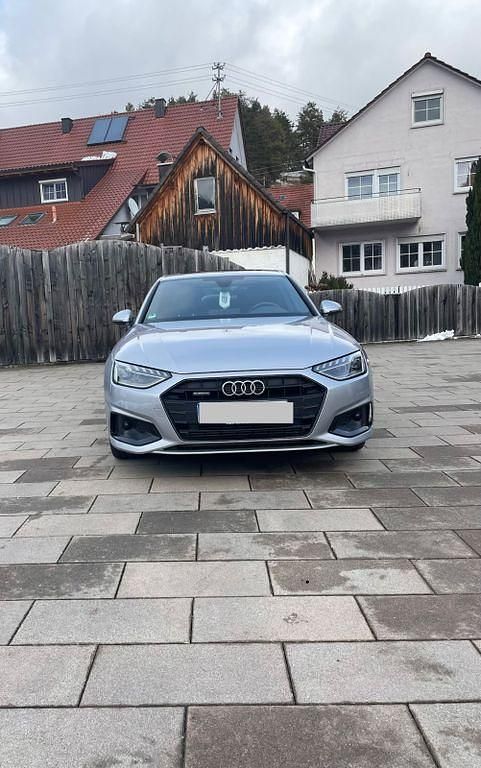 Gebraucht Audi A4 Advanced 231 PS (169 kW) 2020 Grau Limousine