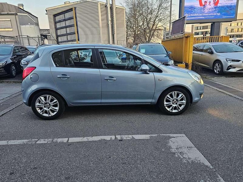 Gebraucht Opel Corsa Innovation 80 PS (58 kW) 2009 Aeroblau mi2 Kleinwagen