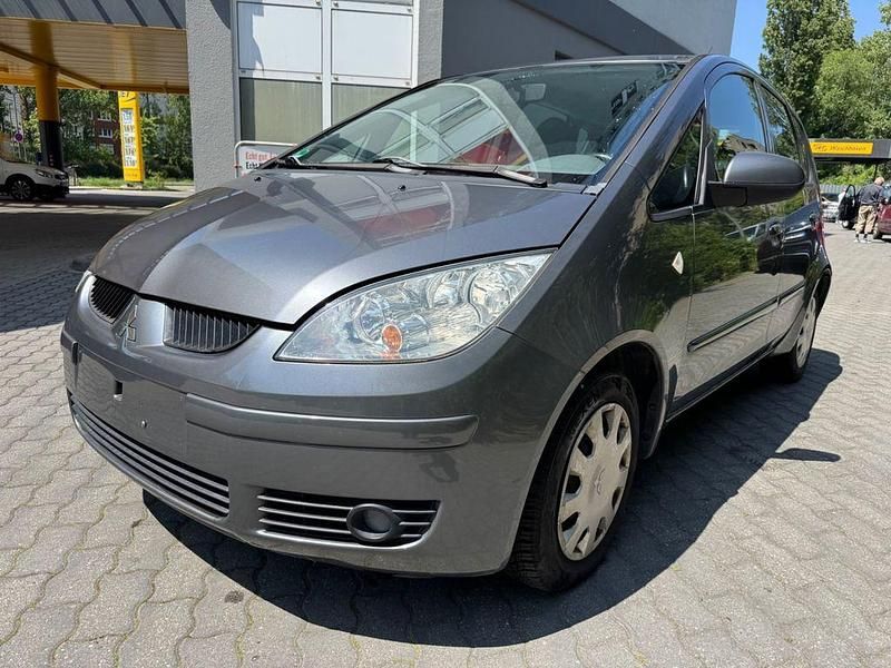 Grau Gebraucht 2005 Mitsubishi Colt Limousine | 2.499 € (Guter Preis) - Bild 1/4