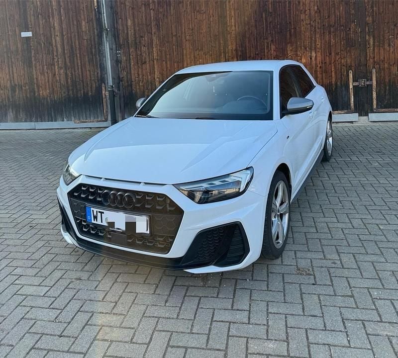 Gebraucht Audi A1 Sportback 200 PS (147 kW) 2019 Weiß Kleinwagen