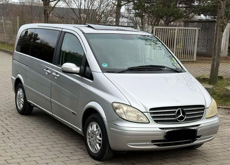 Gebraucht Mercedes Viano 109 PS (80 kW) 2004 Silber Van / Kleinbus