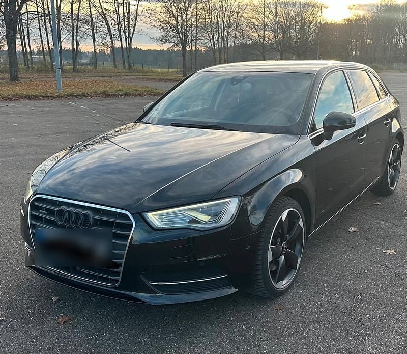 Schwarz Gebraucht 2015 Audi A3 Kombi | 14.999 € (Guter Preis) - Bild 1/4