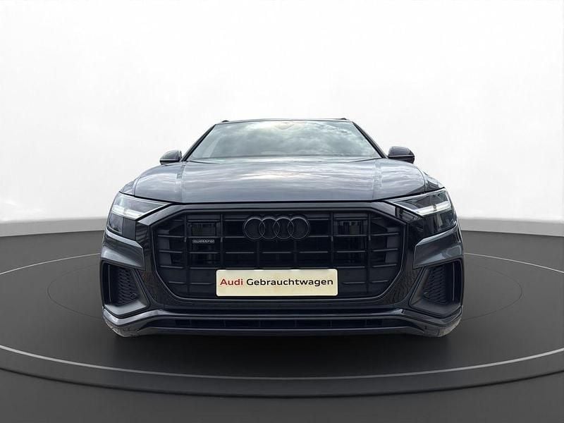 Gebraucht Audi Q8 Competition 286 PS (210 kW) 2022 Grau SUV