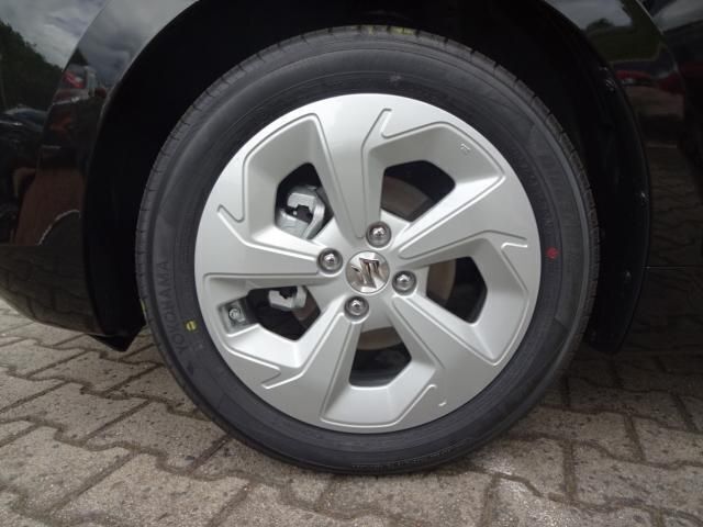 Neu Suzuki Swift Comfort 83 PS (61 kW) 2025 Schwarz Kleinwagen