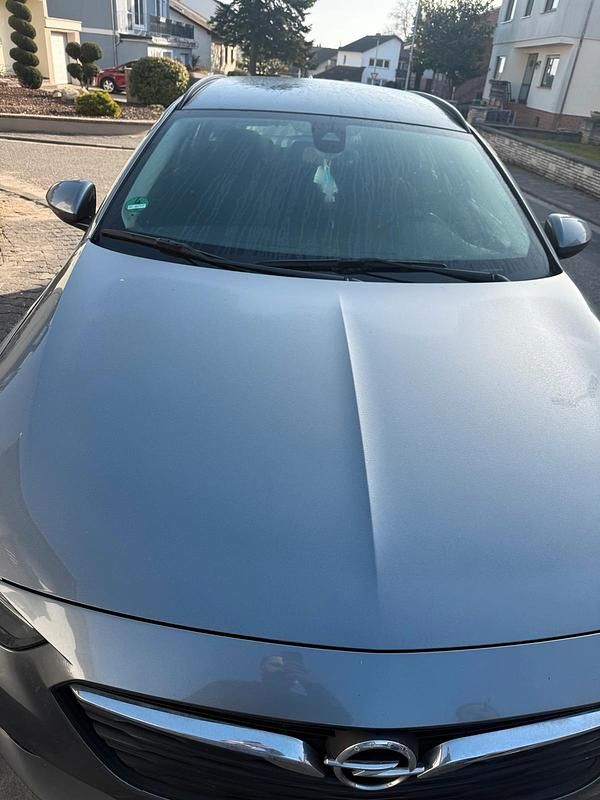 Gebraucht Opel Insignia 160 PS (117 kW) 2017 Grau Kombi