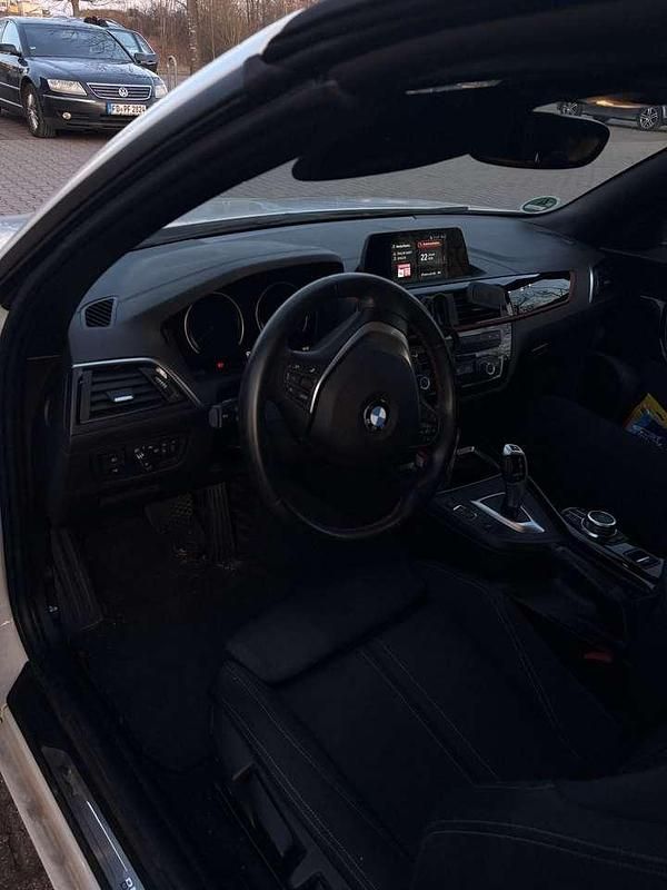 Gebraucht BMW 220 Sport Line 184 PS (135 kW) 2021 Weiß Cabrio