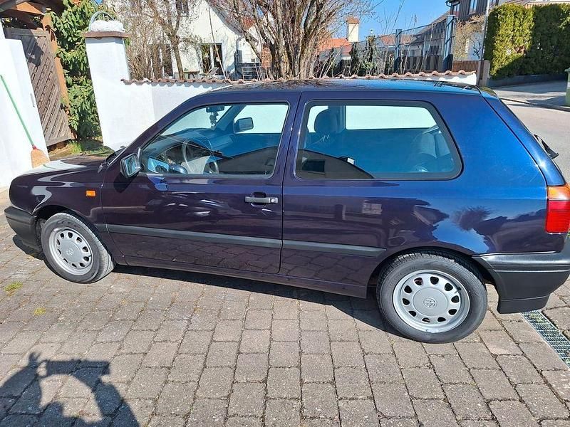 Gebraucht VW Golf III 75 PS (55 kW) 1995 Blau Limousine
