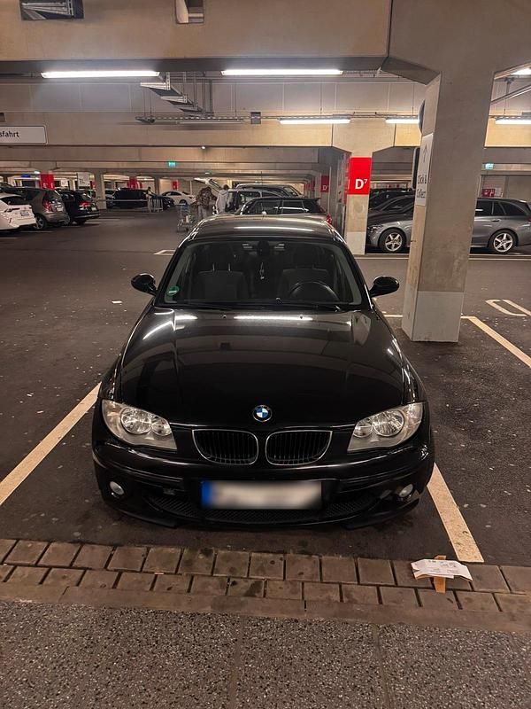 Gebraucht BMW 116 116 PS (85 kW) 2006 Schwarz Kleinwagen