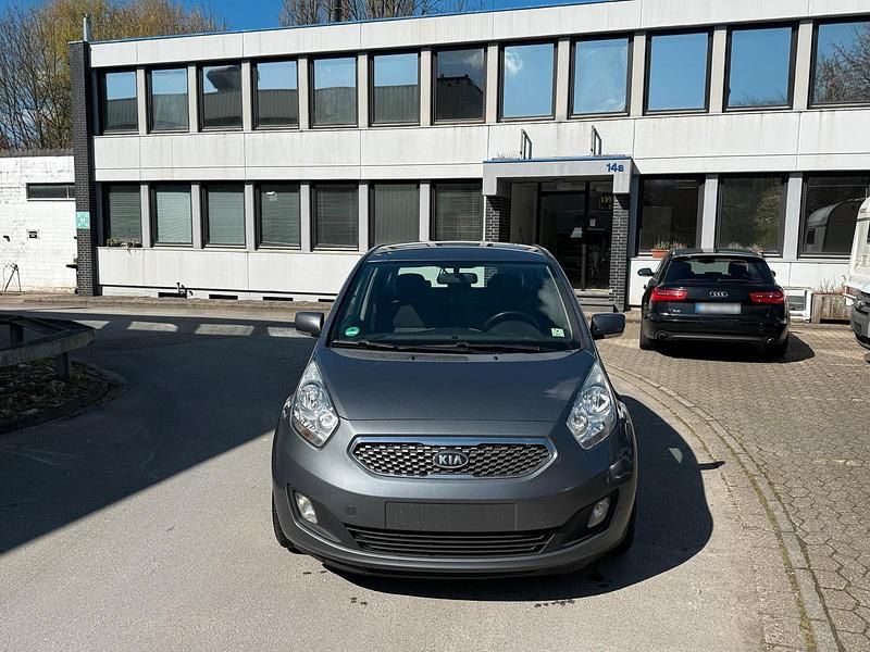 Gebraucht Kia Venga 66 PS (48 kW) 2011 Grau Kleinwagen