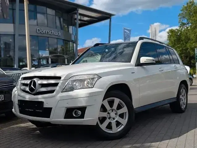 Gebraucht Mercedes GLK220 170 PS (125 kW) 2010 Calcitweiß SUV