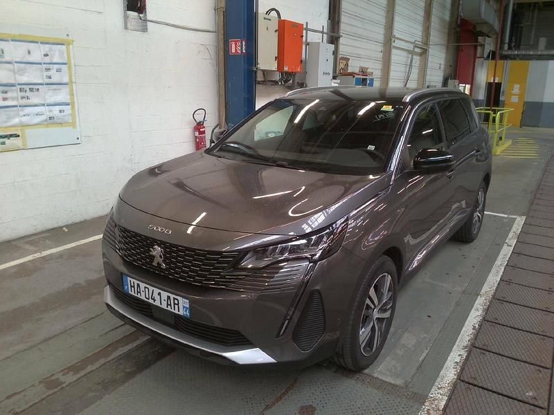Gebraucht Peugeot 5008 Allure 136 PS (100 kW) 2024 Gris platinium SUV