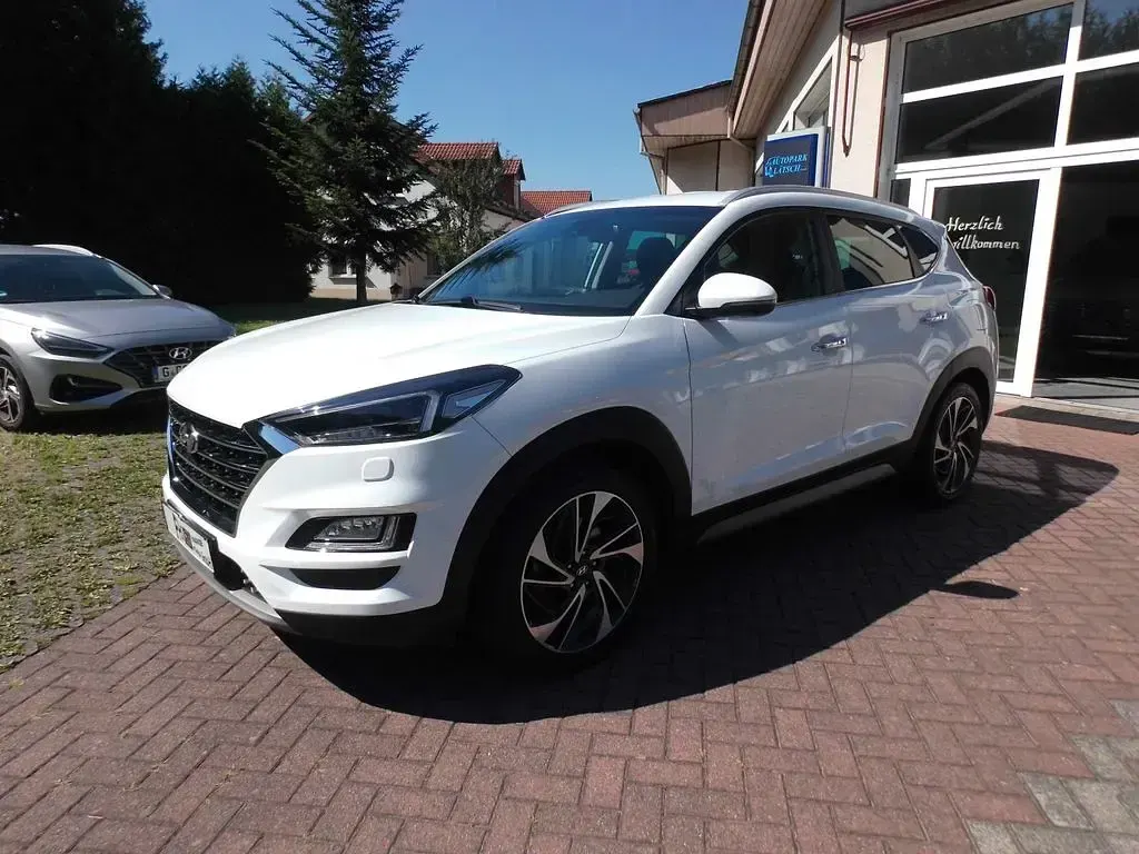 Gebraucht Hyundai Tucson Premium 136 PS (100 kW) 2019 Weiß SUV