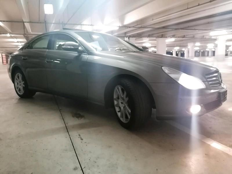 Gebraucht Mercedes CLS350 272 PS (200 kW) 2006 Gold Coupé