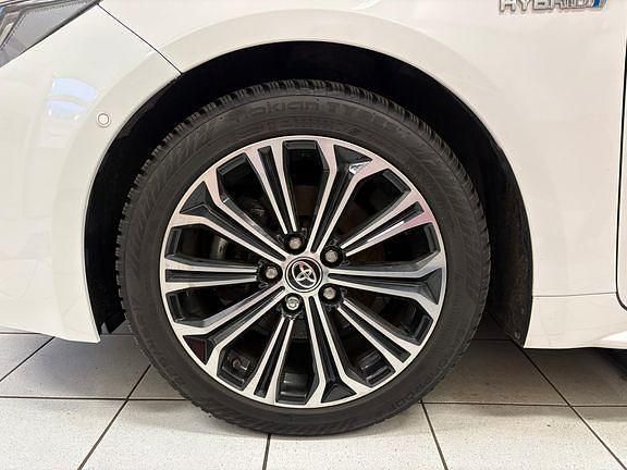 Gebraucht Toyota Corolla 184 PS (135 kW) 2021 Schneeweiß