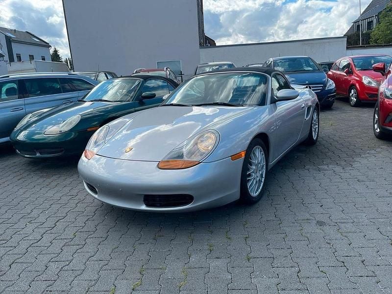 Silber Gebraucht 2000 Porsche Boxster Cabrio | 16.900 € (Fairer Preis) - Bild 1/4