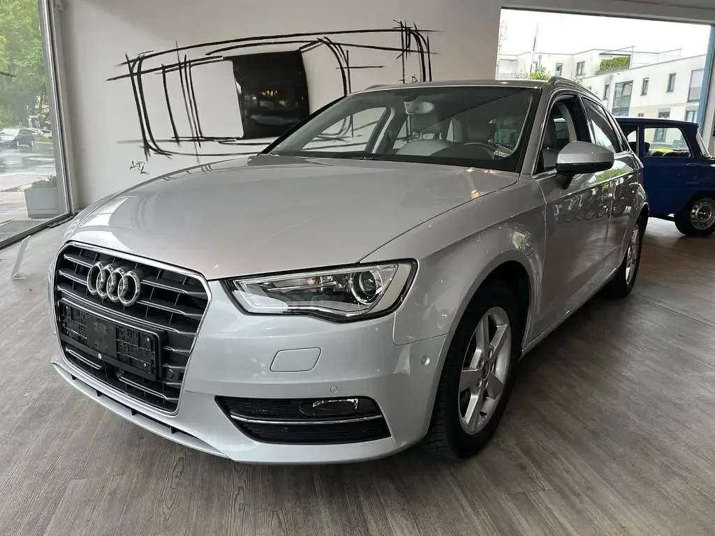 Occasion Audi A3 Ambiente 179 ch (131 kW) 2013 Argent Berline