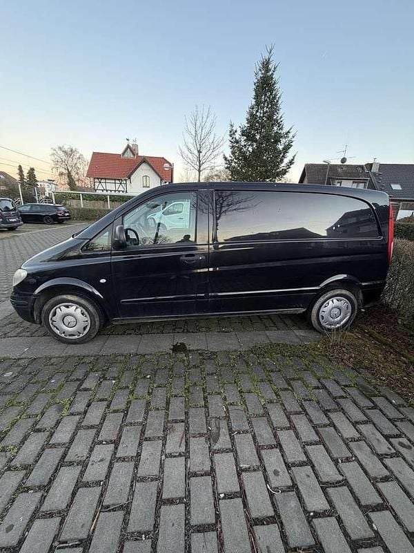 Gebraucht Mercedes Vito 116 PS (85 kW) 2008 Schwarz Van