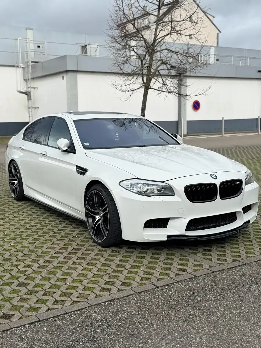 Gebraucht BMW M5 560 PS (411 kW) 2012 Limousine