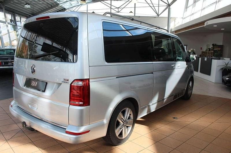 Gebraucht VW T6 204 PS (150 kW) 2016 Reflexsilber Van