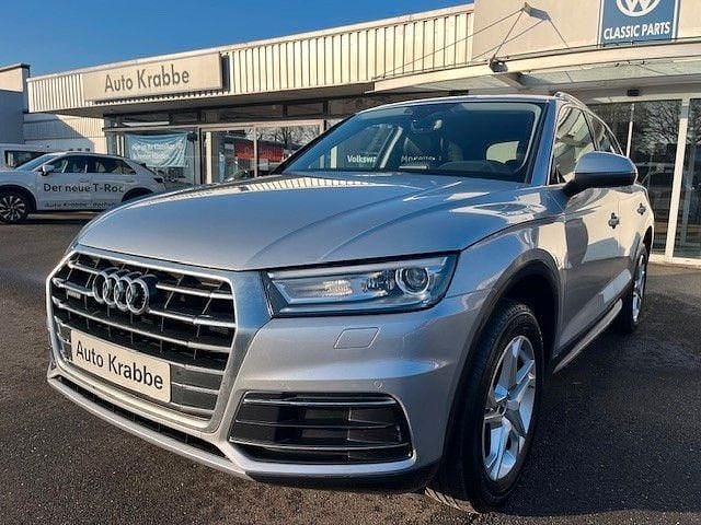 Silber Gebraucht 2018 Audi Q5 Design SUV | 19.990 € (Superpreis) - Bild 1/4