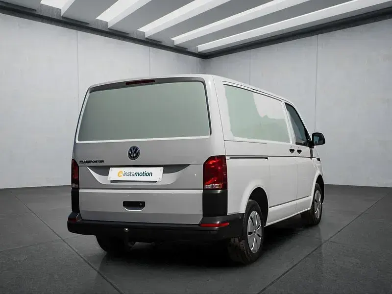 Second-hand VW Transporter 110 CP (80 kW) 2022 Alb Van