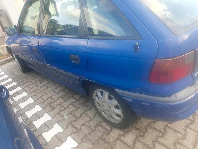 Blau Gebraucht 1997 Opel Astra Kleinwagen | 999 € (Superpreis) - Bild 1/4