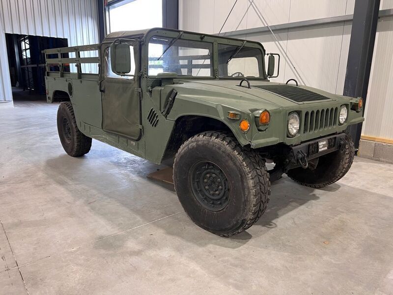 Grün Gebraucht 1986 Hummer H1 SUV | 21.900 € - Bild 1/4