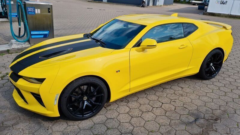 Gelb Gebraucht 2018 Chevrolet Camaro Coupé | 39.900 € (Superpreis) - Bild 1/4