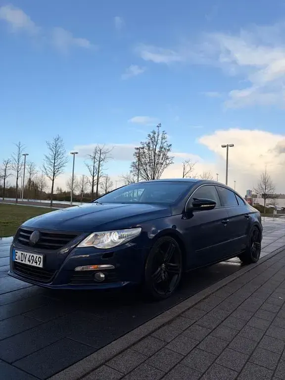 Occasion VW CC 200 ch (147 kW) 2009 Bleue Berline