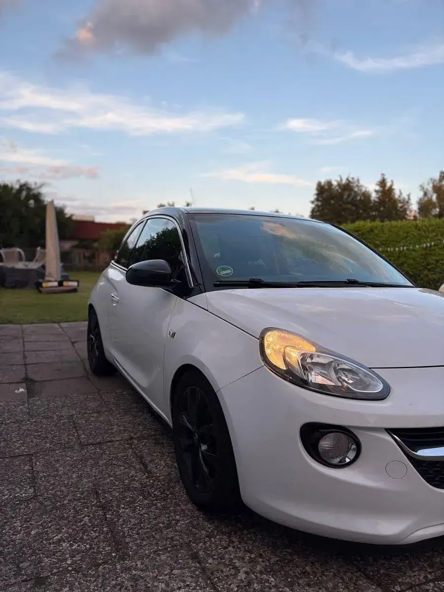 Gebraucht Opel Adam Slam 69 PS (50 kW) 2013 Weiß Kleinwagen