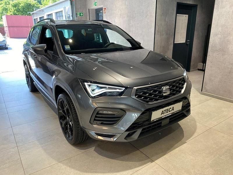 Grau Neu 2025 Seat Ateca Black Edition SUV | 37.390 € (Etwas zu teuer) - Bild 1/4