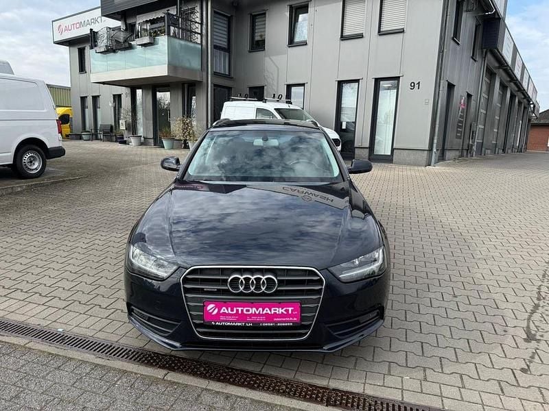 Gebraucht Audi A4 Ambition 177 PS (130 kW) 2014 Blau Kombi