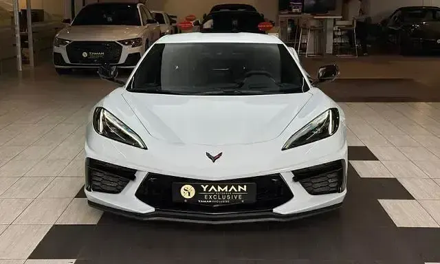 Gebraucht Corvette Stingray 482 PS (354 kW) 2022 Weiß Coupé