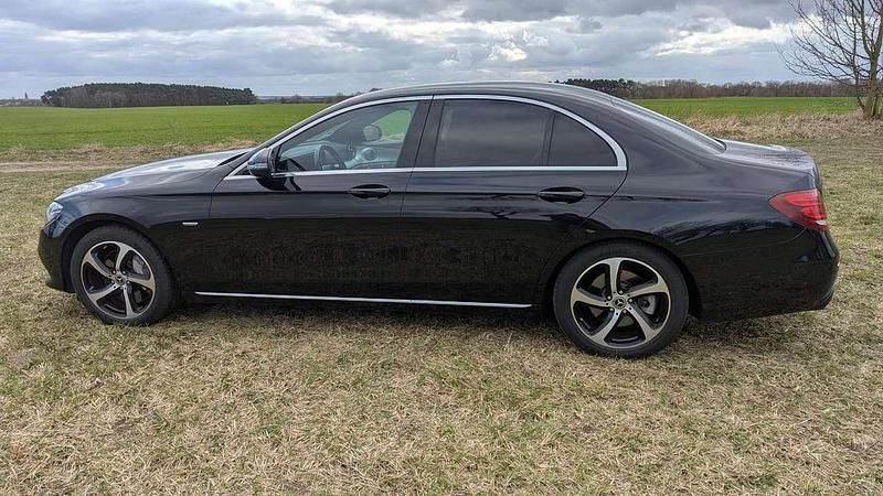 Usata Mercedes E400 340 CV (250 kW) 2019 Nero Berlina