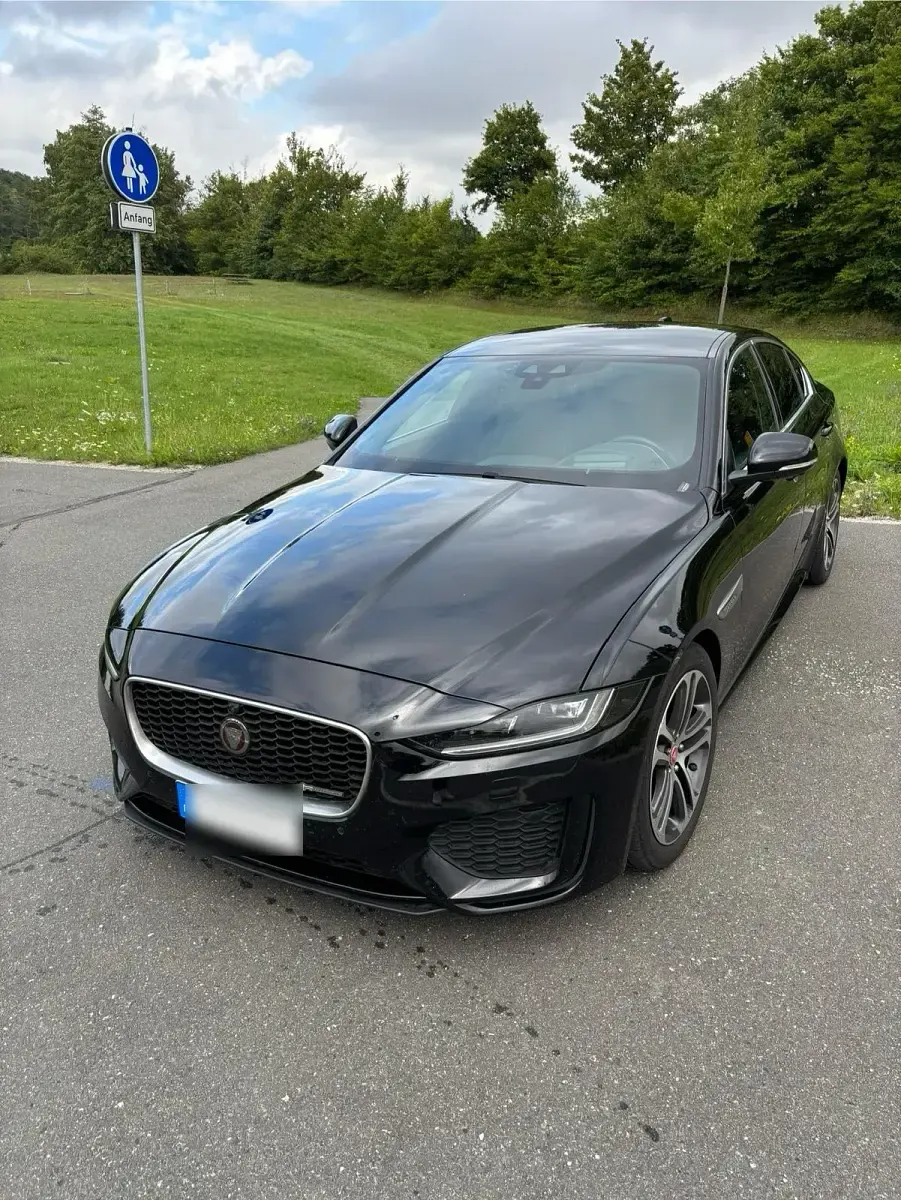 Gebraucht Jaguar XE R-Dynamic 250 PS (183 kW) 2020 Schwarz Limousine