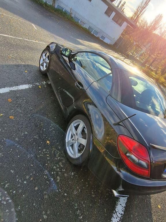 Gebraucht Mercedes SLK350 306 PS (225 kW) 2010 Schwarz Cabrio