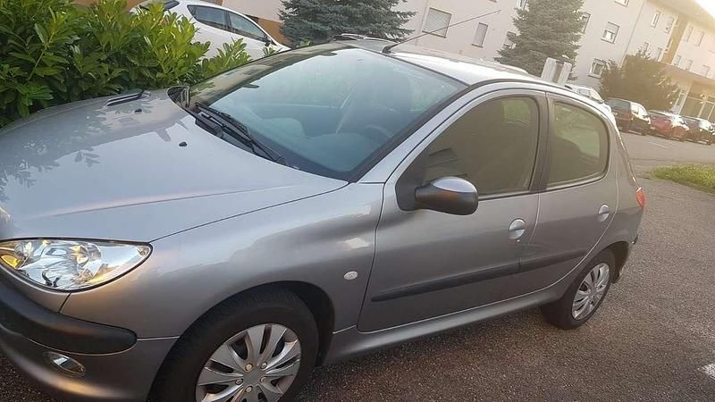 Gebraucht 2005 Peugeot 206 Limousine | 2.100 € (Fairer Preis) - Bild 1/1