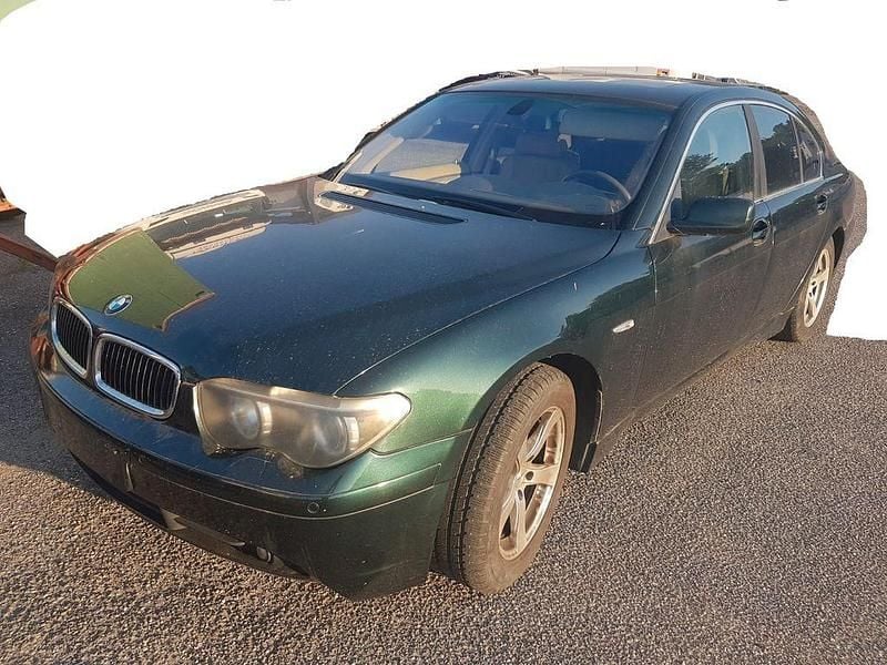 Gebraucht BMW 745 333 PS (244 kW) 2002 Grün Limousine