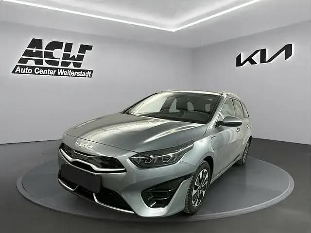 Lunasilber Gebraucht 2022 Kia Ceed Sportswagon Vision Kombi | 21.877 € (Fairer Preis) - Bild 1/4