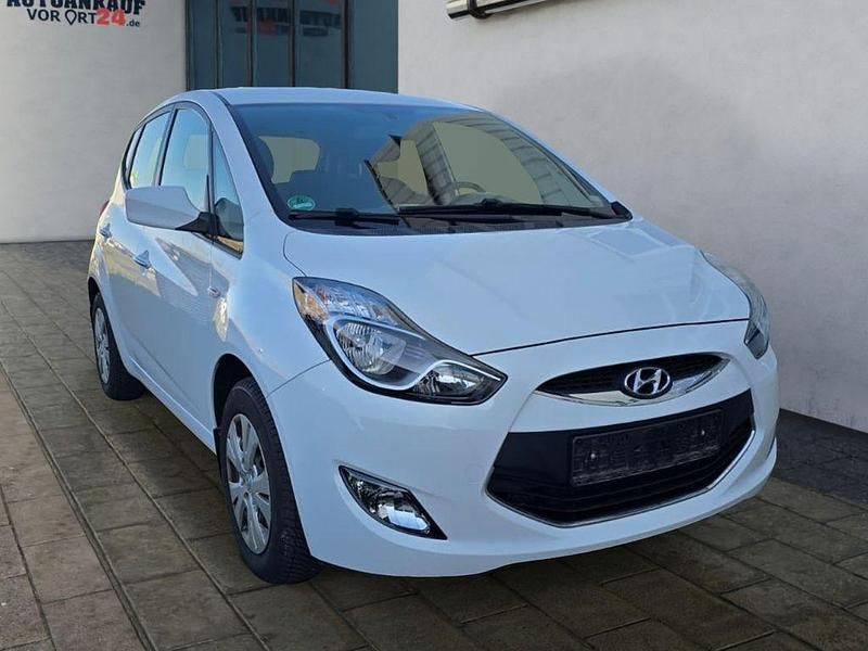 Gebraucht Hyundai ix20 Trend 125 PS (91 kW) 2015 Weiß Kleinwagen