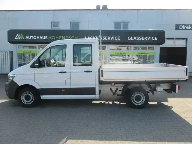 Używany VW Crafter 169 KM (124 kW) 2023 Biały Van