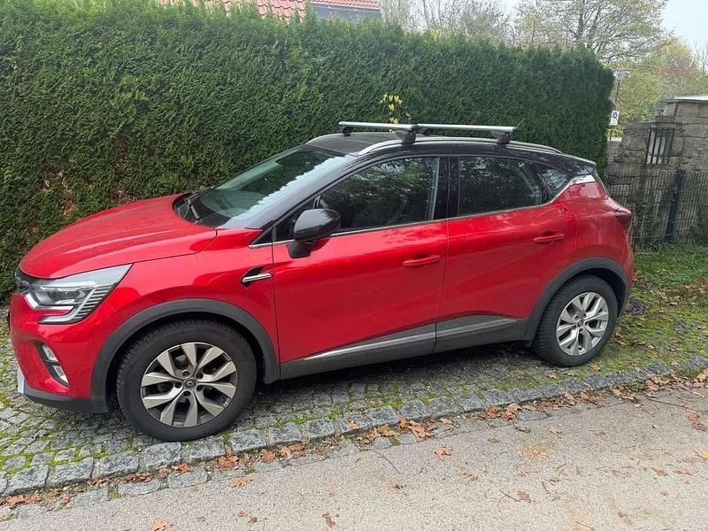 Rot Gebraucht 2021 Renault Captur R.S. SUV | 15.000 € (Guter Preis) - Bild 1/4