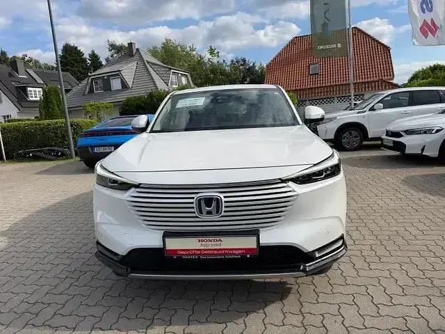 Gebraucht Honda HR-V Advance 152 PS (111 kW) 2022 Platinum white pearl SUV