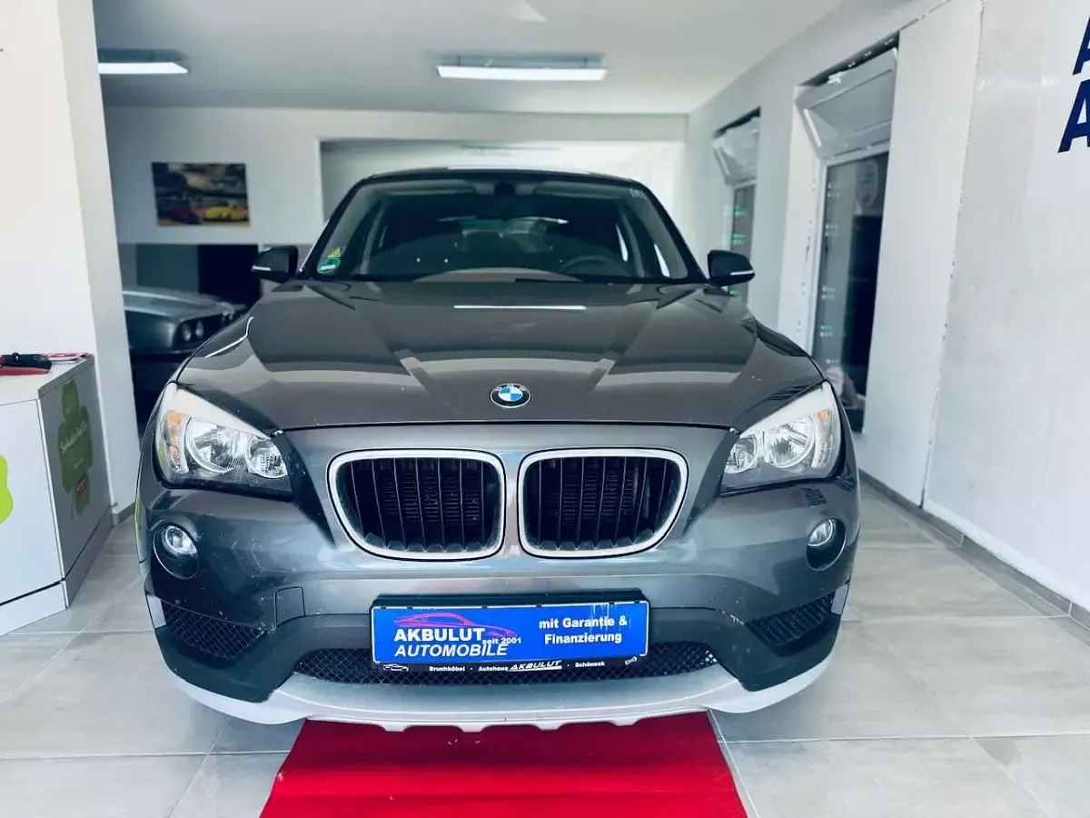 Gebraucht BMW X1 Sport Line 116 PS (85 kW) 2015 Grau SUV